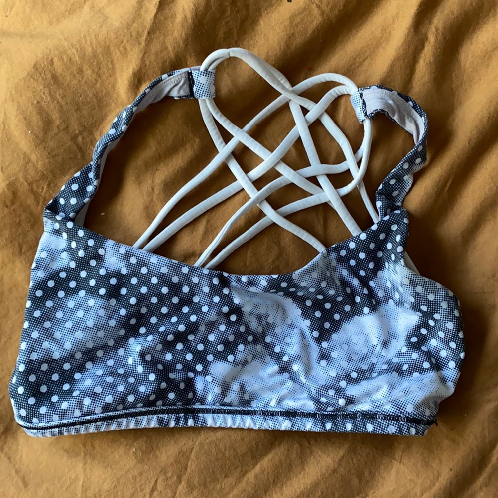 Free to be wild lululemon sports bra